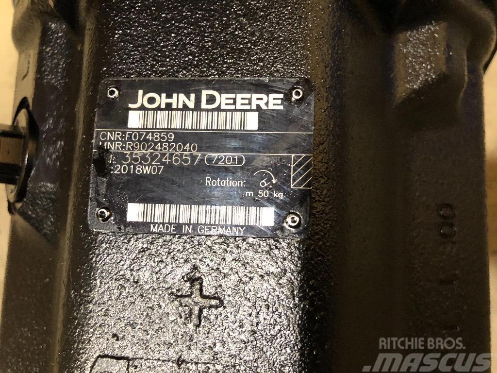 John Deere 810 E/F074859 Forwarder