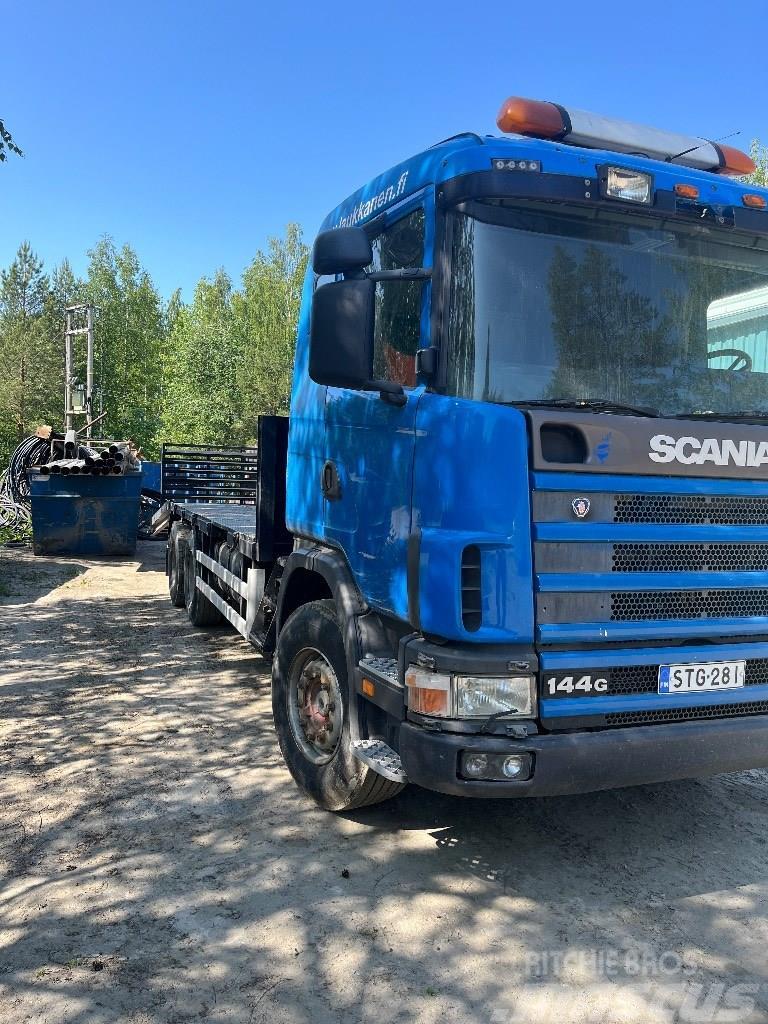 Scania koneenkuljetusauto 144 G Camion altro