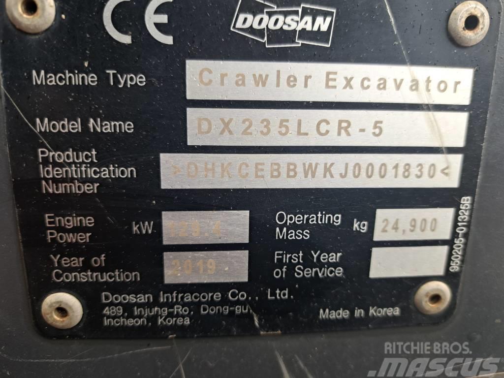 Doosan DX 235 LCR-5 Escavatori cingolati