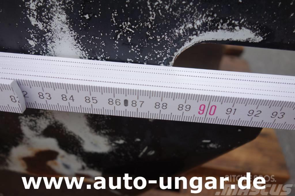 Unimog Multicar Adapterplatte Frontkraftheber Unimog Mult Veicoli utilitari