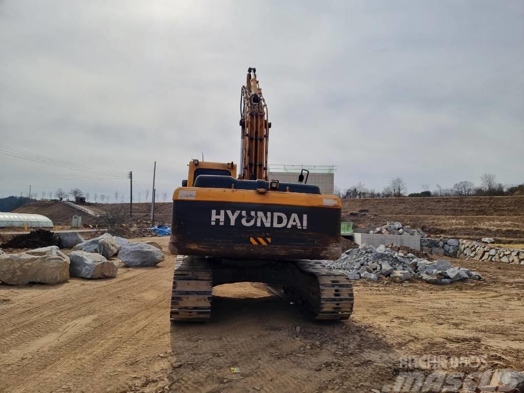 Hyundai Robex 220 LC Escavatori cingolati