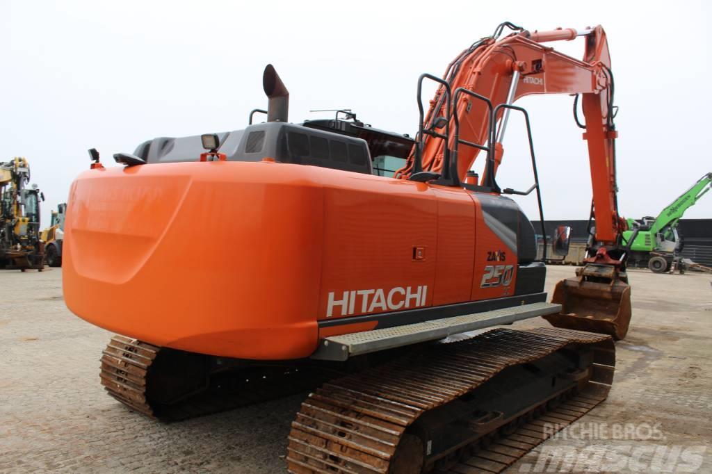 Hitachi ZX250-7 Escavatori cingolati