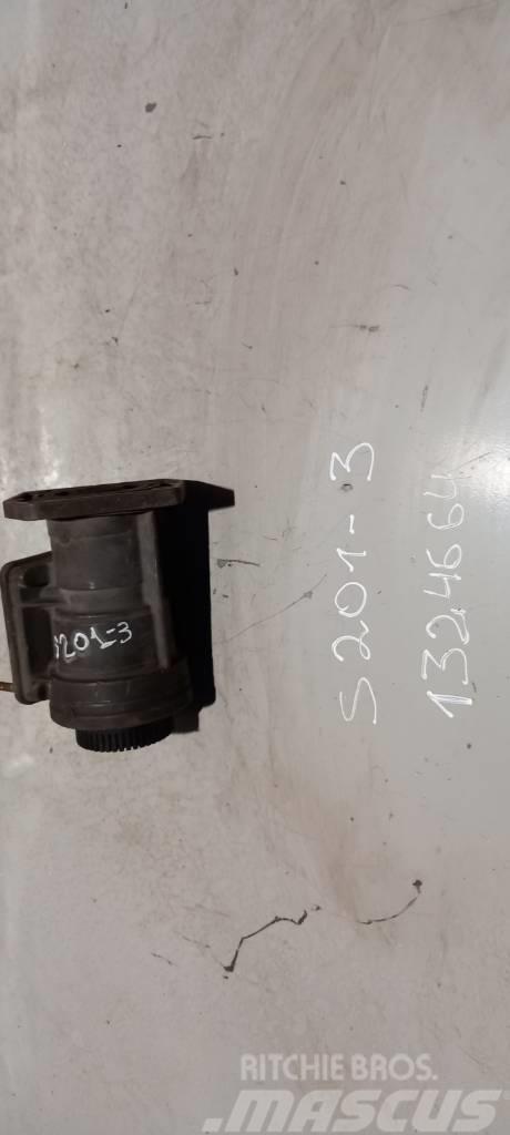 Scania R144.530 main brake valve 1324664 Freni