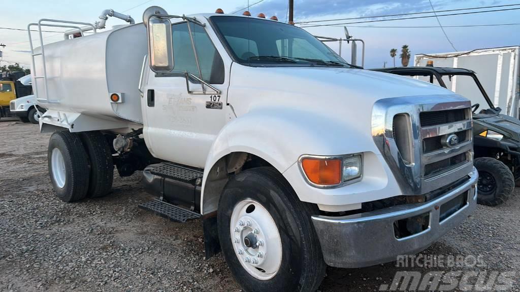 Ford f750 Autocisterne
