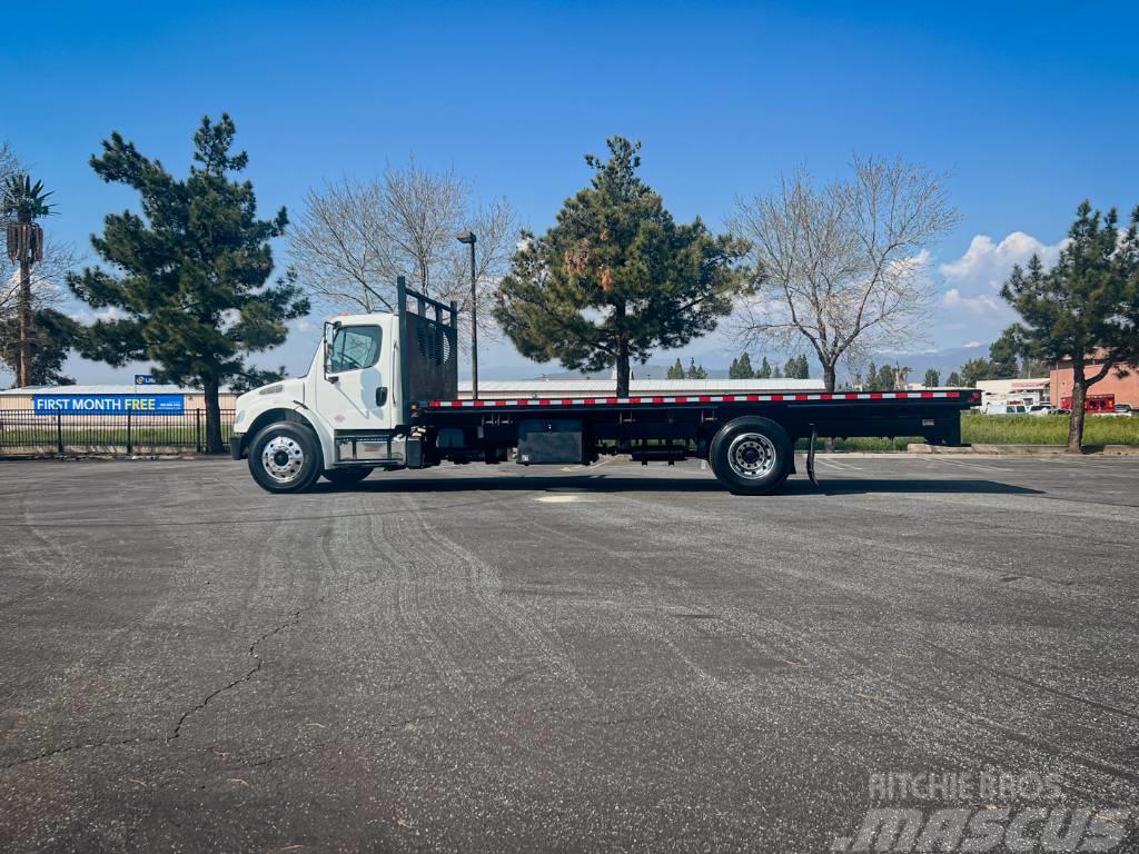 Freightliner Business Class M2 106 Camion con sponde ribaltabili
