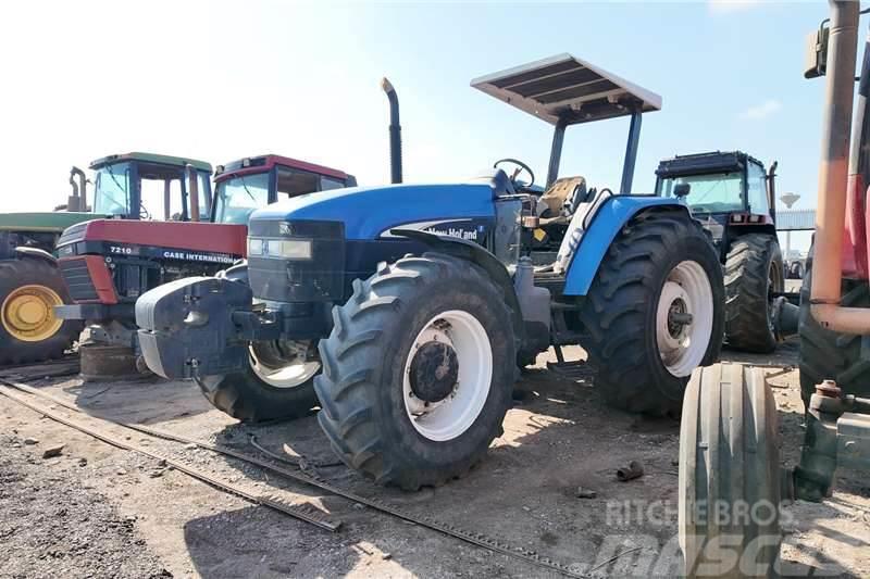 New Holland TM150Â TractorÂ Now stripping for spar Trattori