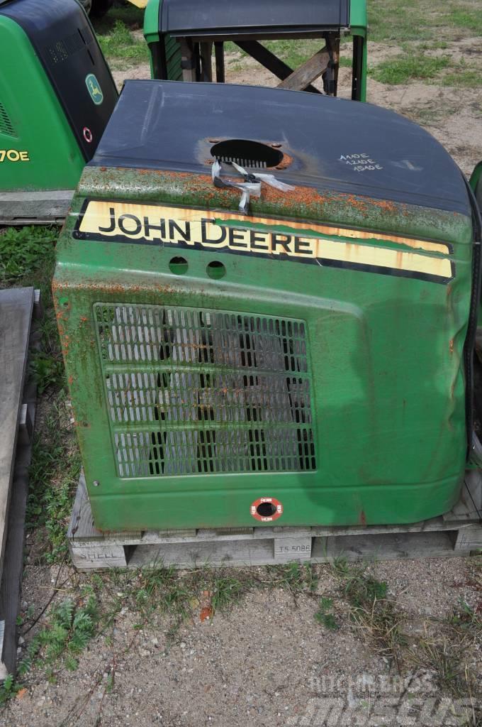 John Deere 1110/1210/1510E F649864 Cabine e interni