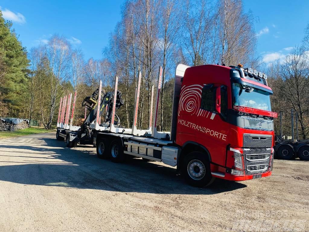 Volvo FH 13 540 6X4 z dźwigiem do przewozu drewna Camion trasporto legname