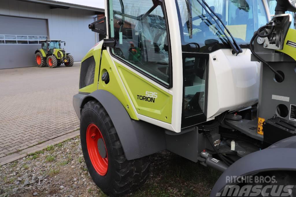 CLAAS Torion 535 Pale gommate