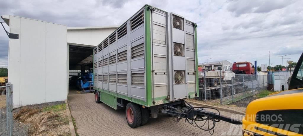  Przyczepa 2 osiowa do transportu zwierząt Rimorchi per trasporto animali