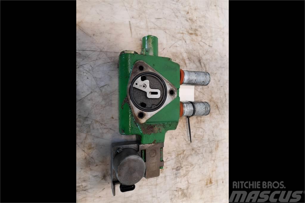 John Deere 6920 Remote control valve Componenti idrauliche
