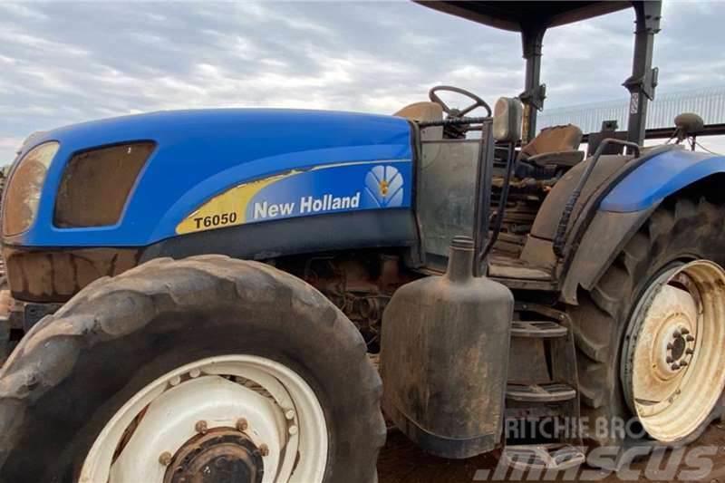 New Holland NH 6050 Stripping For Spares Trattori