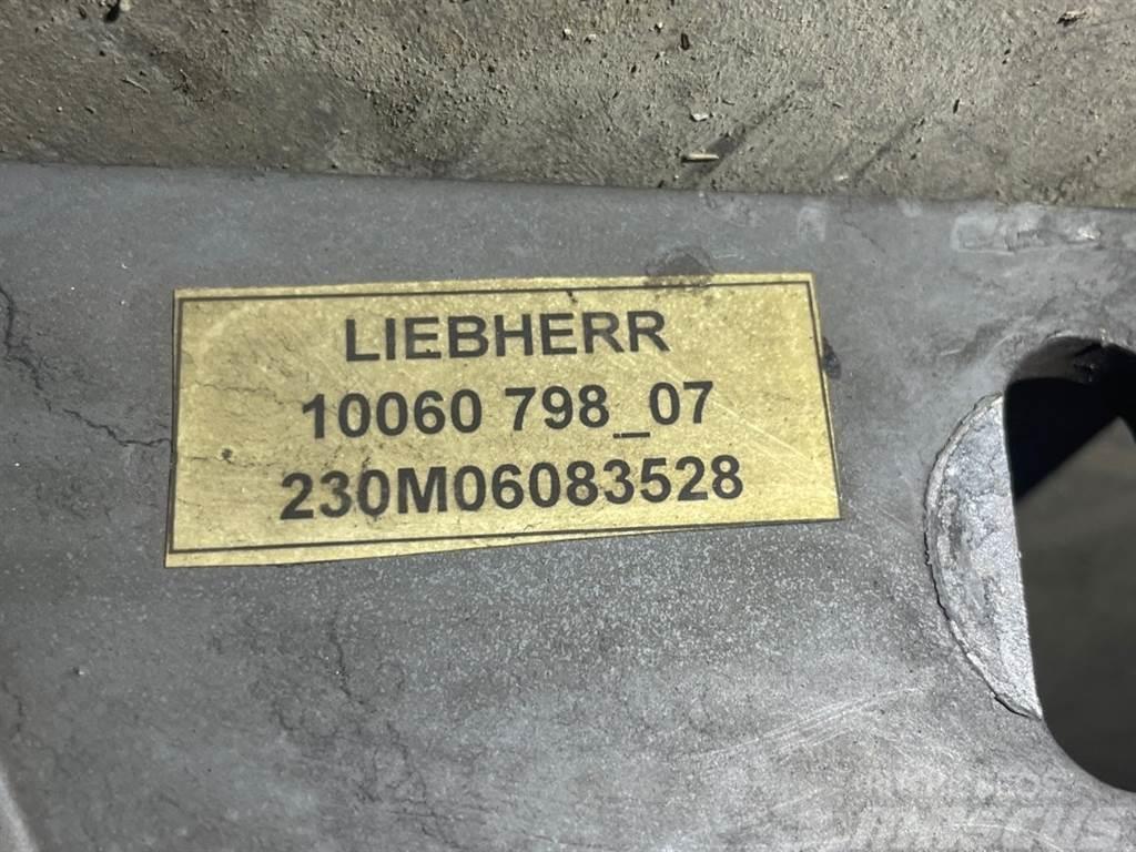 Liebherr A934C-10060798-Frame backside center/Einbau Rahmen Telaio e sospensioni