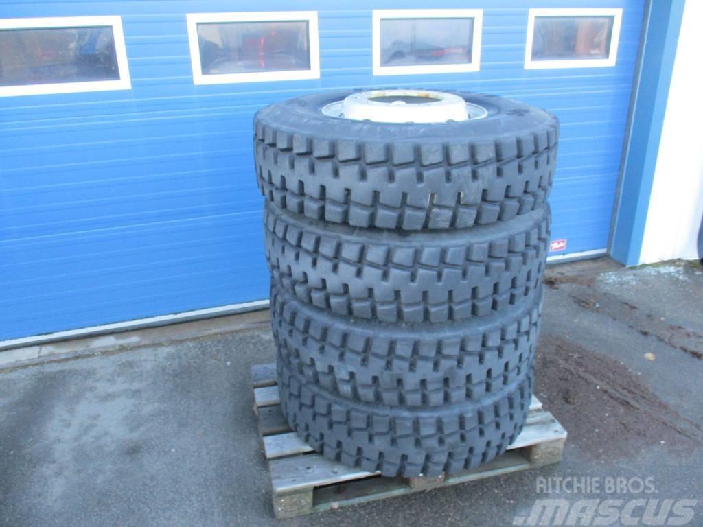 Michelin Goodyear  Continental 315/8R22,5 Pneumatici, ruote e cerchioni