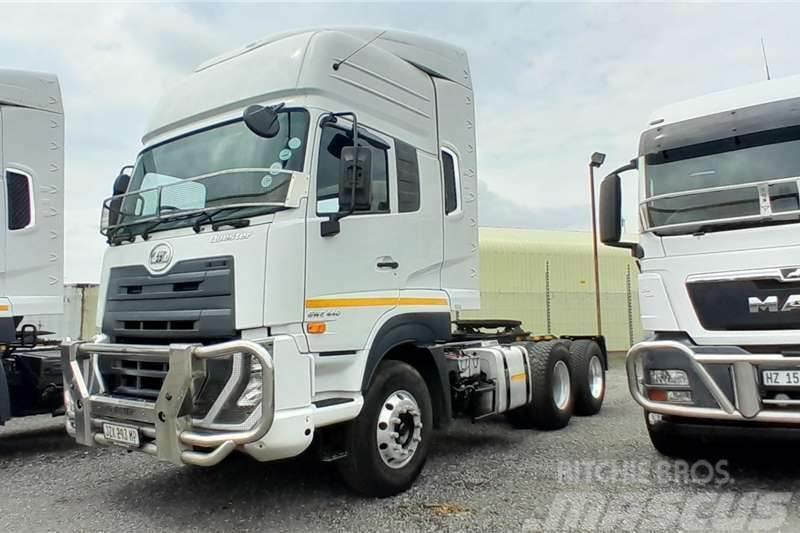 UD Quester GWE440 Camion altro