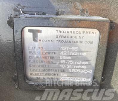 Trojan 120CL 42" DIGGING BUCKET Altri componenti