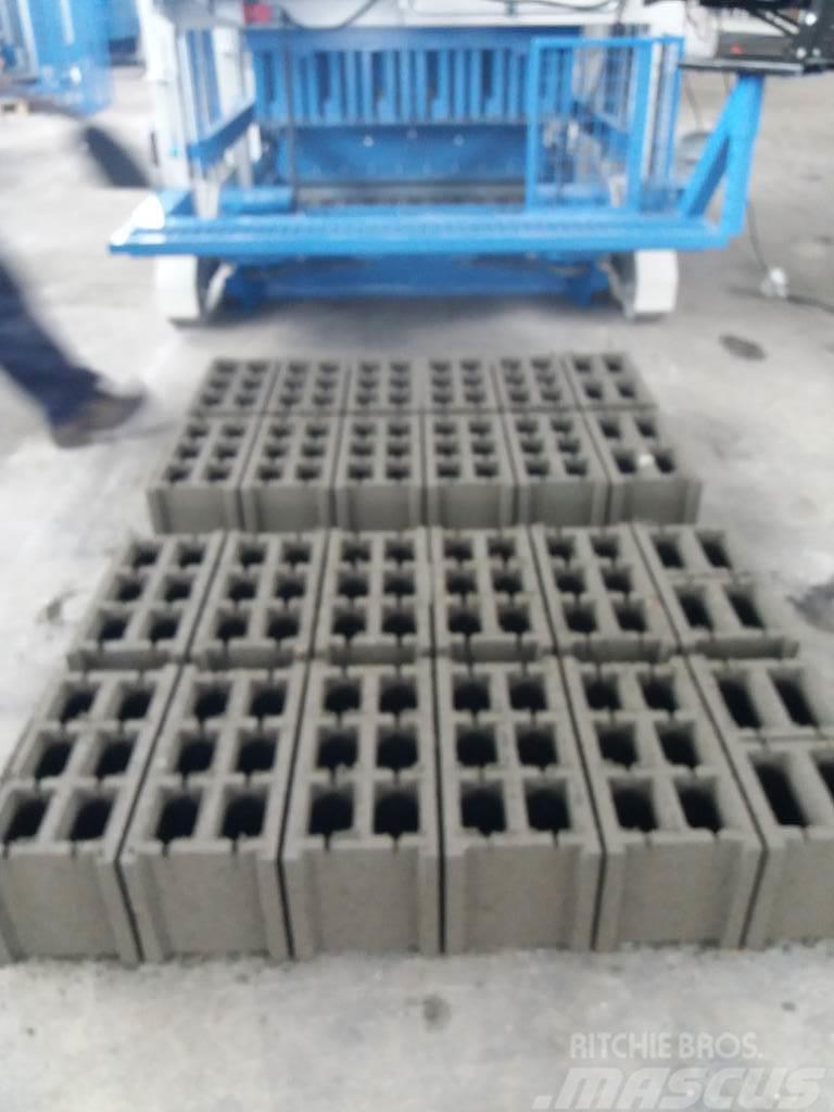 Metalika SVP-12 Concrete block making machine Macchine per calcestruzzo e pietra
