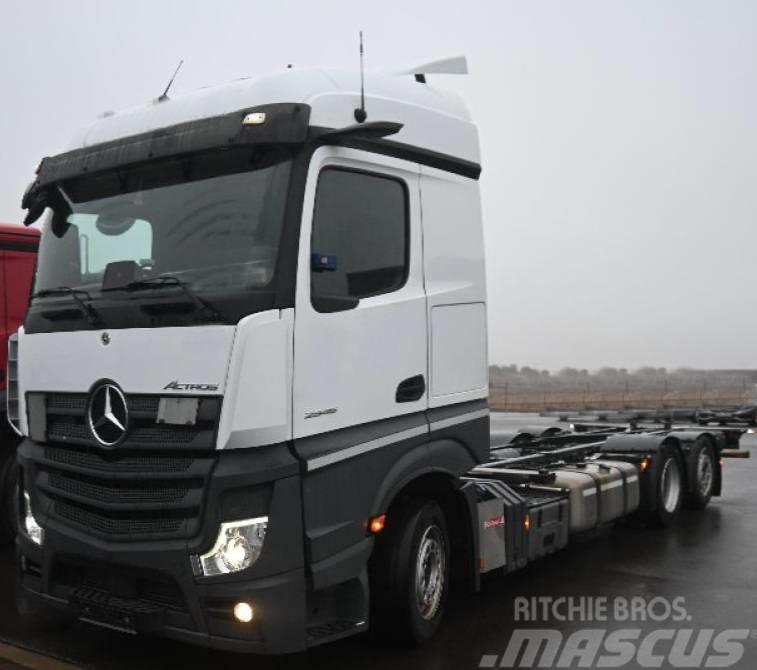 Mercedes-Benz Actros 2545 LnR MP5 E6 / 2021/ Low Deck / Mega / Camion portacontainer