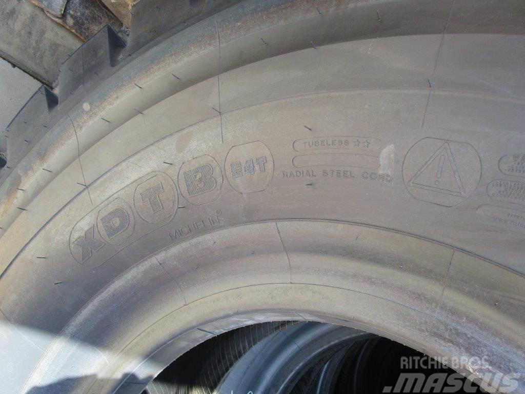 Michelin 24.00 R35 Pneumatici, ruote e cerchioni