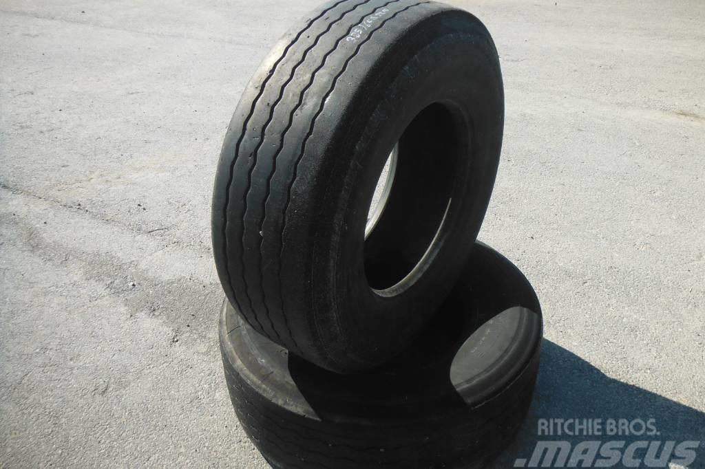 Michelin 385/65R22.5 Pneumatici, ruote e cerchioni