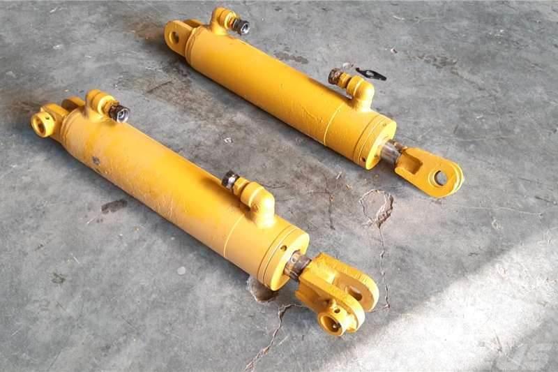 Bell 1756 Hydraulic Lift Cylinder Camion altro