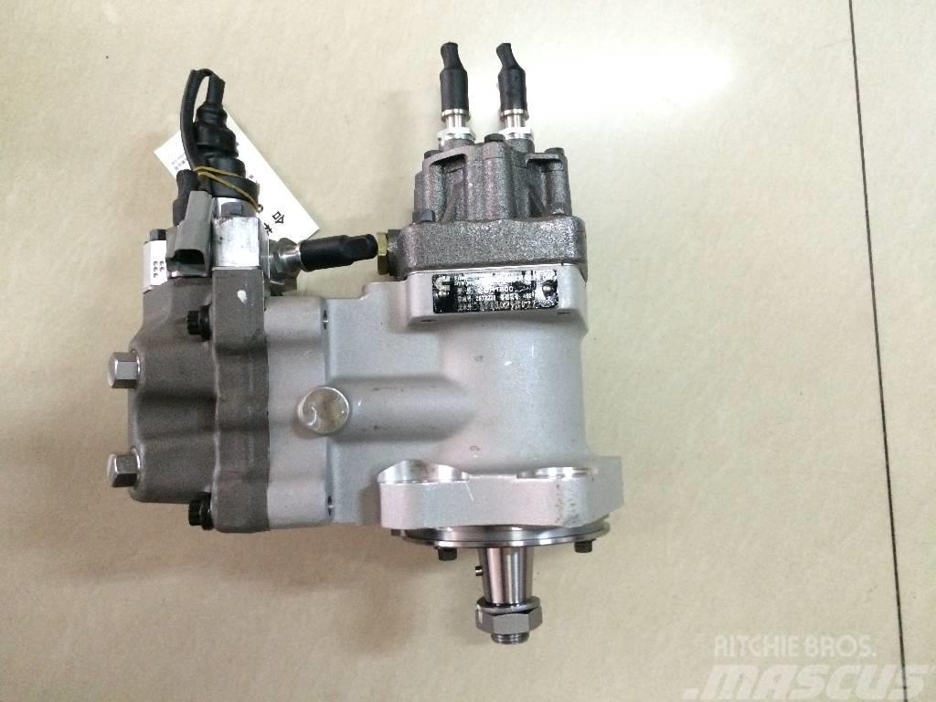 Komatsu PC300-8 fuel pump 6745-71-1170 Retroescavatori