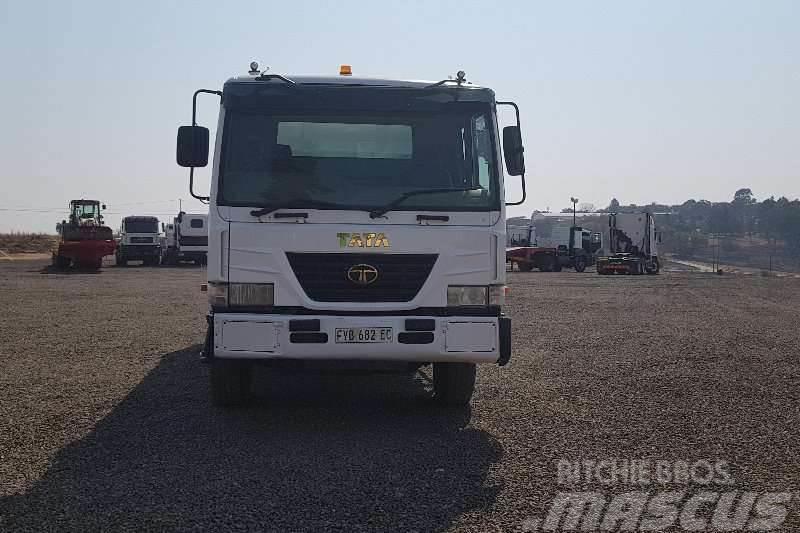 Tata Novus 3434 Camion altro