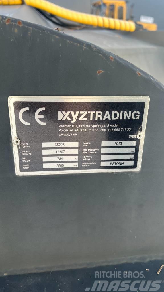 XYZ Premium 2500 Snöslunga Spazzaneve
