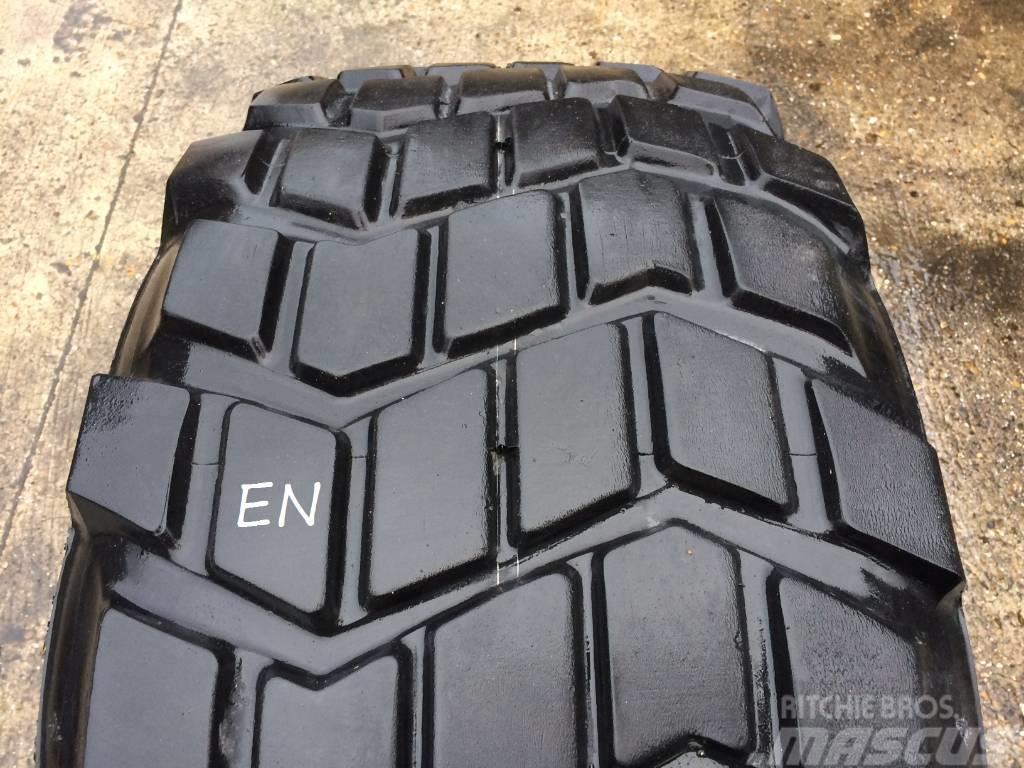 Michelin 525/65R20.5 XS - USED EN 80% Pneumatici, ruote e cerchioni