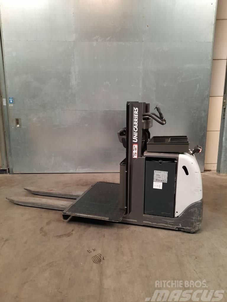 UniCarriers 100SV110EPL Commissionatore basso livello