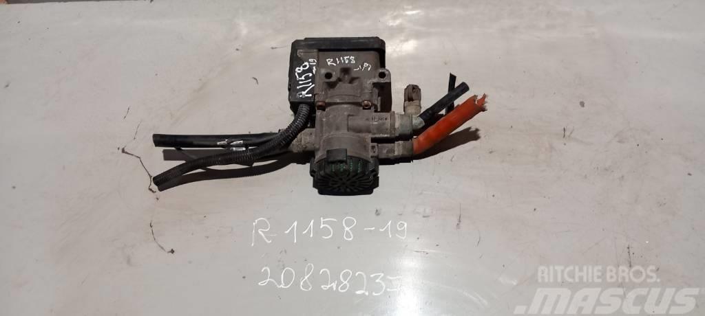 Renault Midlum 180 EBS brake valve 20828237 Freni