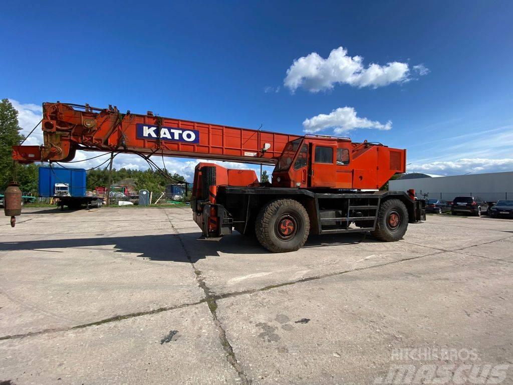 Kato KR 500 Gru per terreni difficili