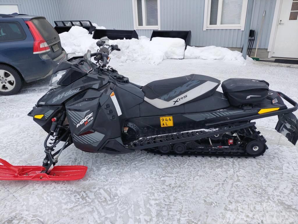Ski-doo mxz 600 xrs Motoslitte