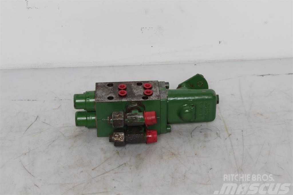 John Deere 3650 Remote control valve Componenti idrauliche