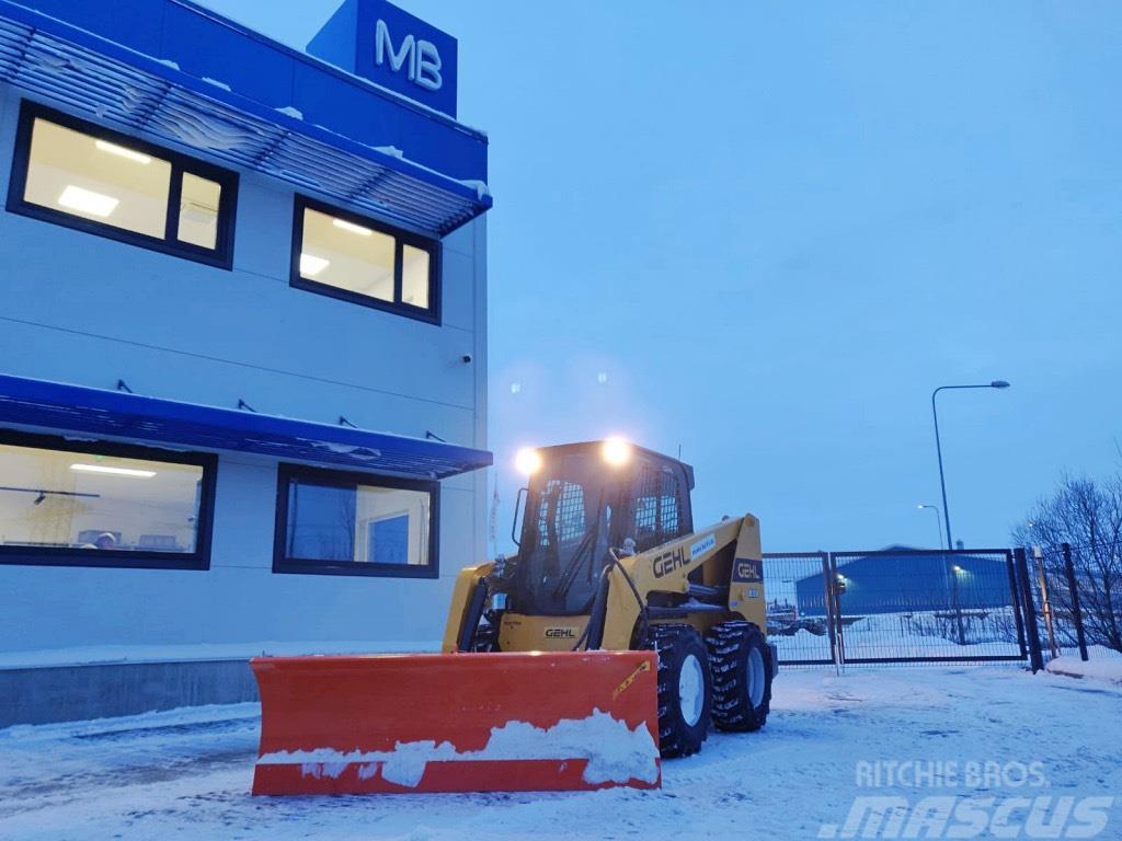 Gehl snow plough for skid loader Retroescavatori