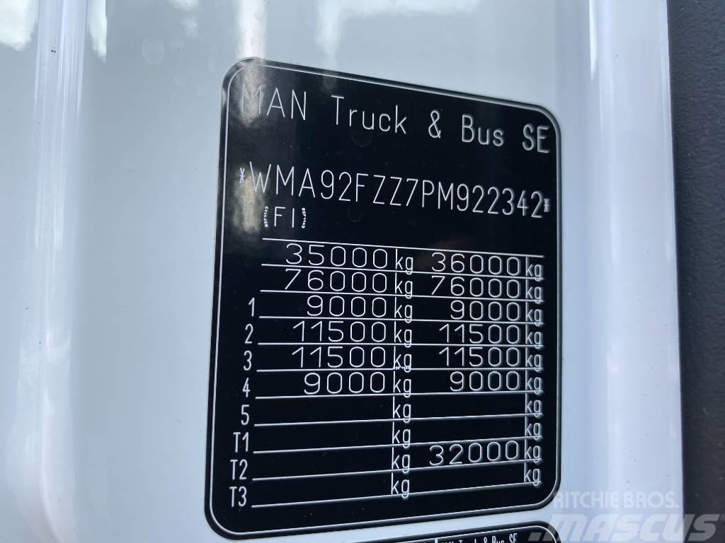 MAN TGX 35.580 8X4-4 BL 4200 Camion con gancio di sollevamento