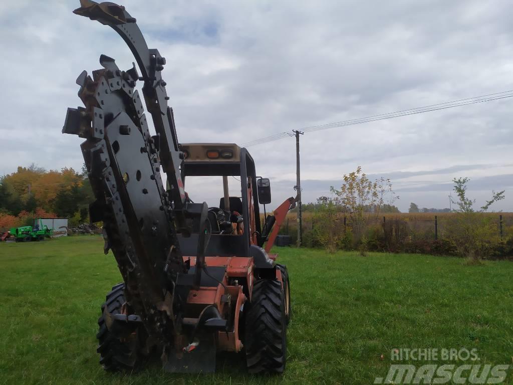 Ditch Witch RT 90 M Scavafossi
