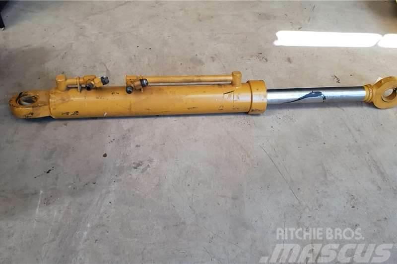Bell B40C Hydraulic Cylinders Camion altro