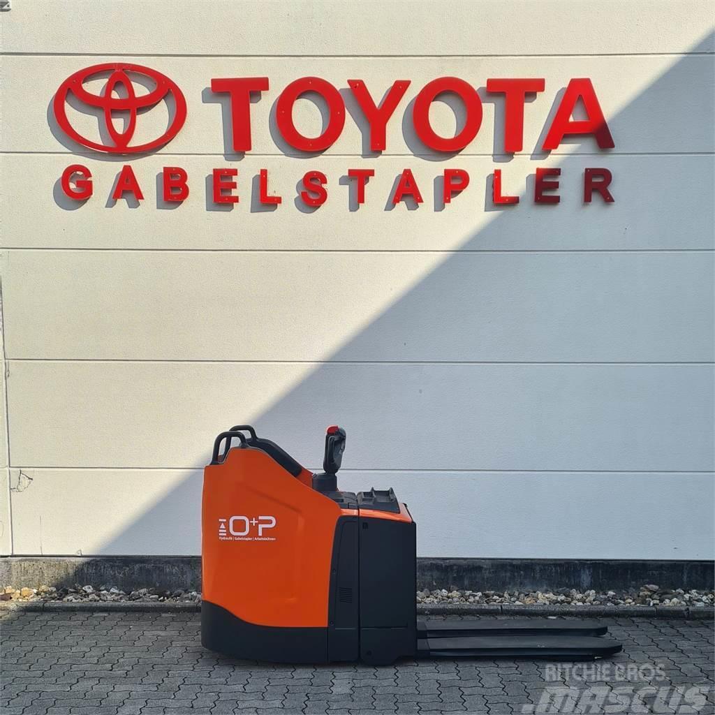 Toyota LPE 200 Transpallet manuale