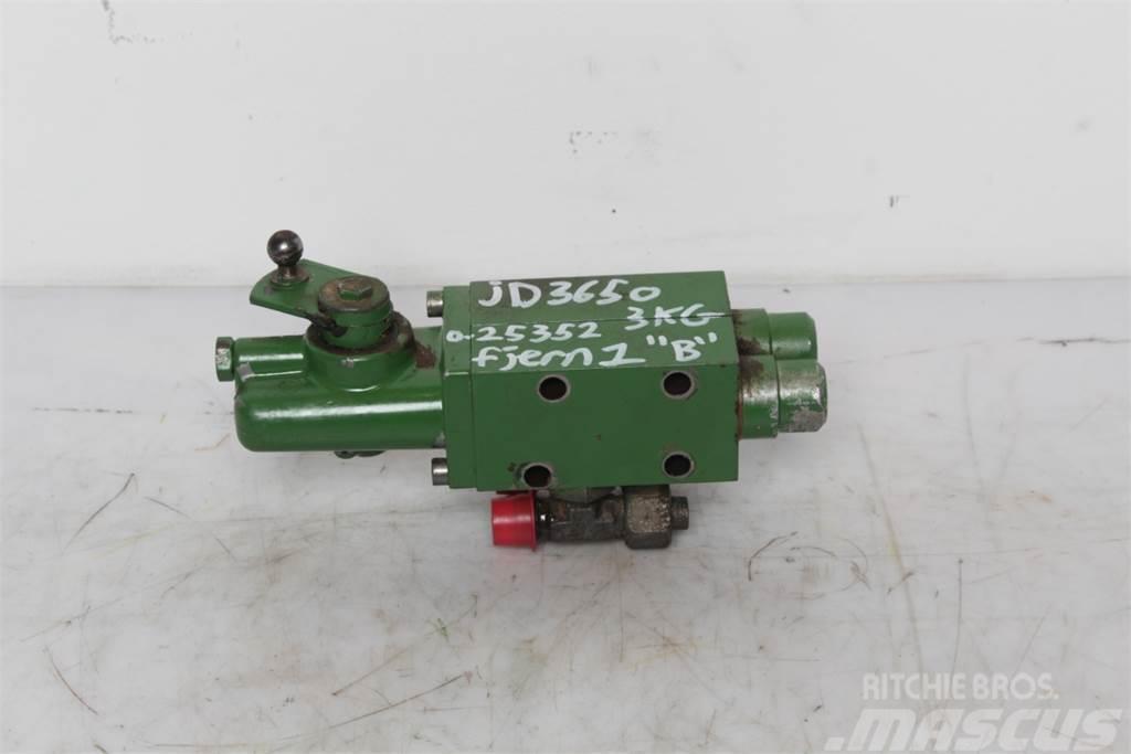 John Deere 3650 Remote control valve Componenti idrauliche