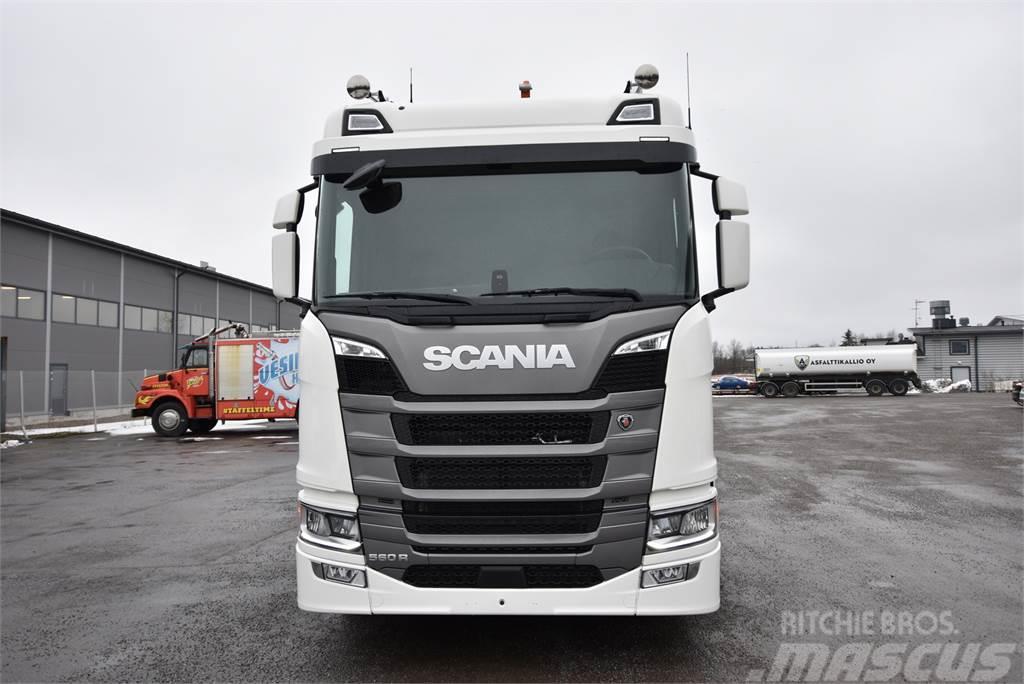 Scania R560 Super 8X4 Camion con gancio di sollevamento