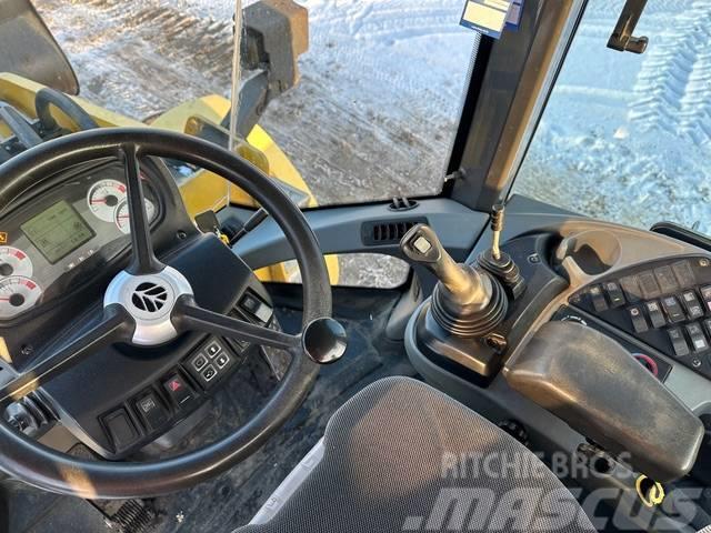 New Holland W 170 B Pale gommate