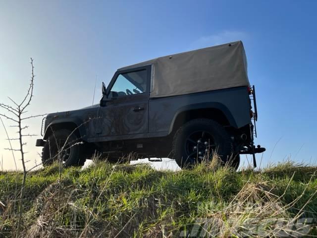 Land Rover Defender 90 iconic soft top year 2013 Auto