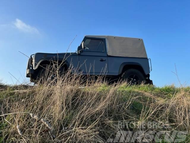Land Rover Defender 90 iconic soft top year 2013 Auto