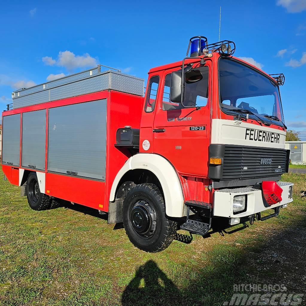 Iveco 120-23 RW2 Feuerwehr V8 4x4 Veicoli municipali