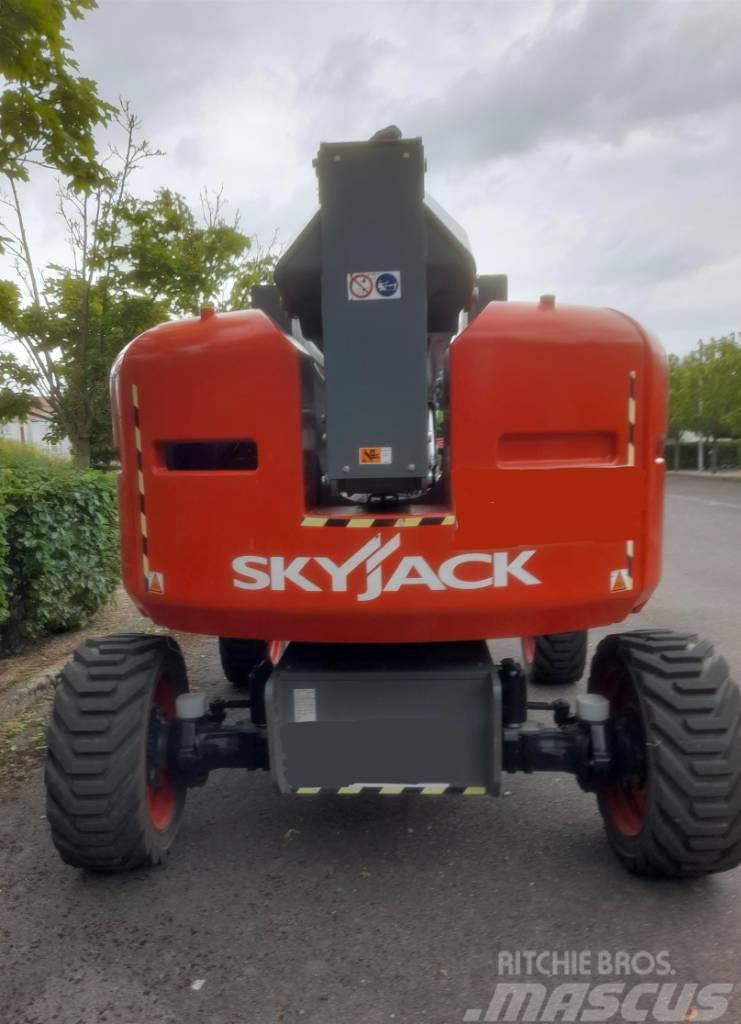 SkyJack SJ 60 AJ Piattaforme a braccio articolato
