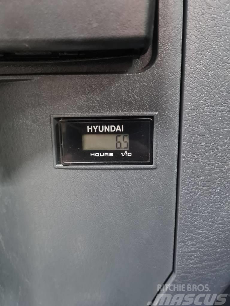 Hyundai R60CR-9A Miniescavatori
