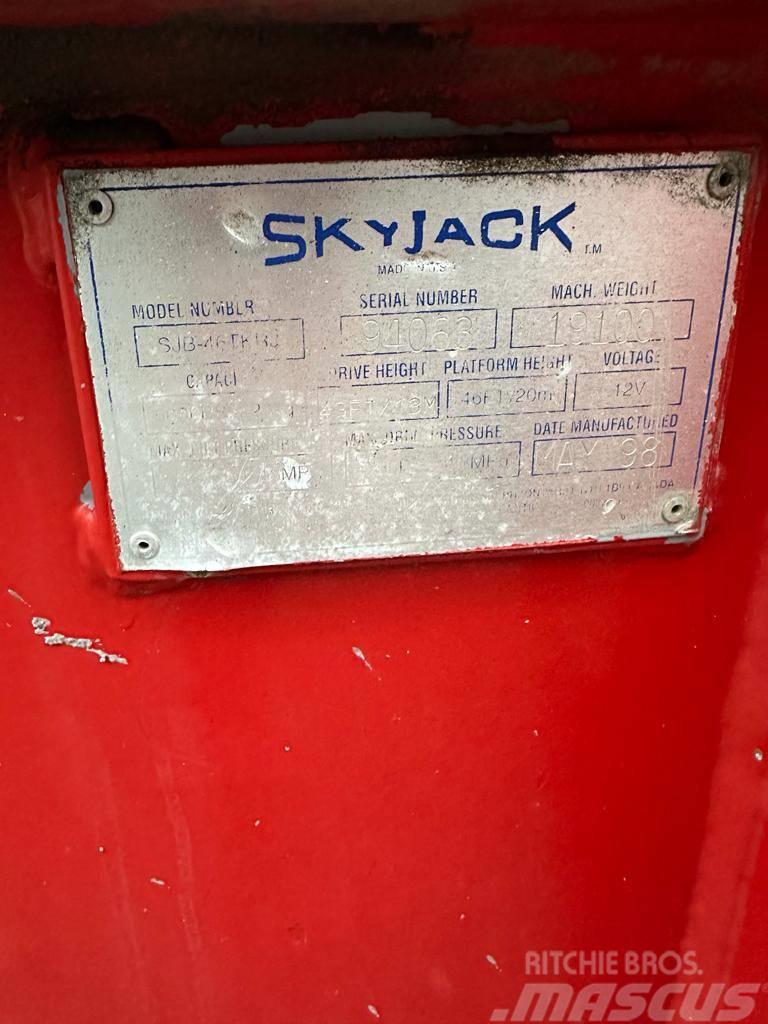 SkyJack SJ KB 46TK-RJ Piattaforme a braccio articolato