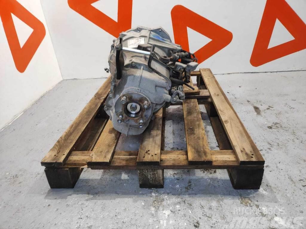 Nissan NT 400 Cabstar Gearbox 32010-LC62A / LOW MILEAGE Scatole trasmissione