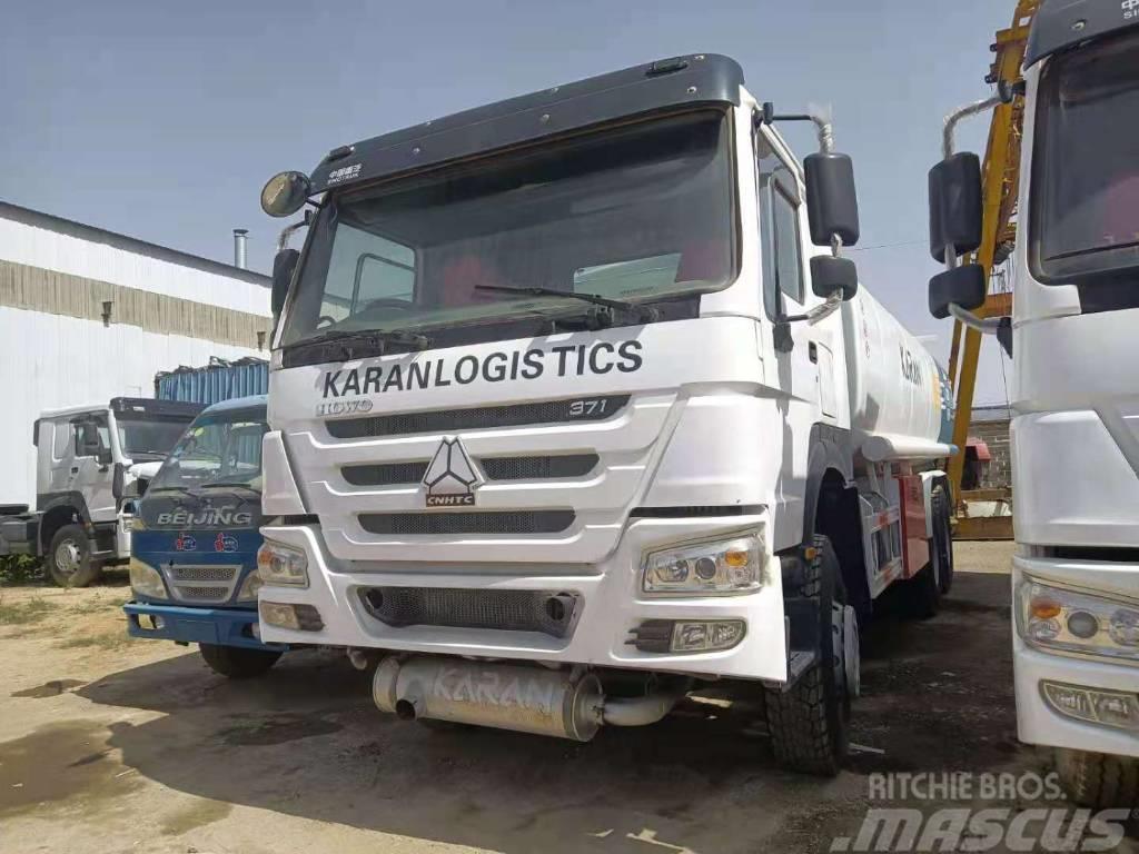 Howo 6*4 371 24m³ Fuel Tank Truck Altro